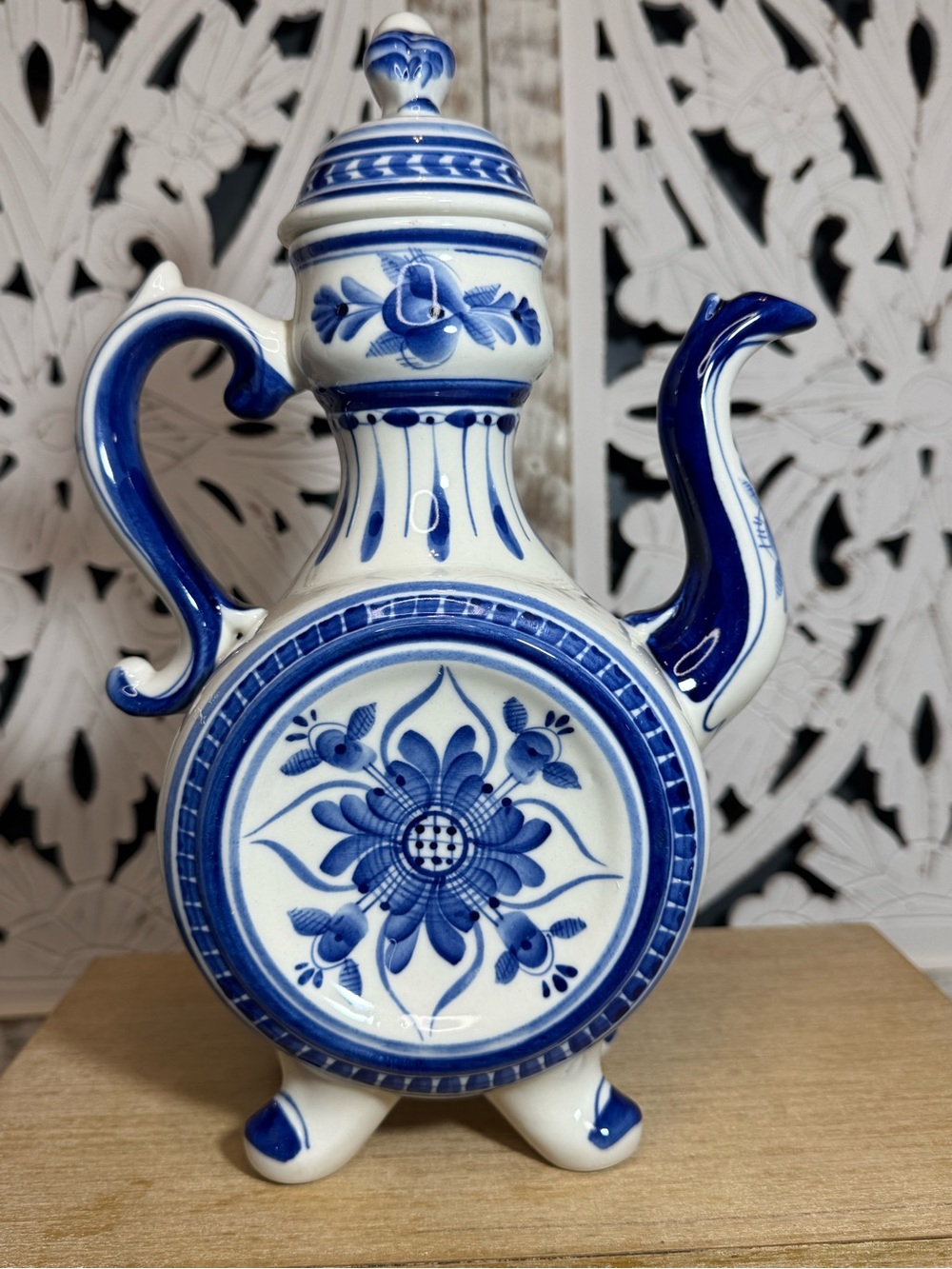 Vintage 1990’s Russian Gzhel Pottery Tea/Coffee Pot Cobalt Blue trim w/ Owl Lid